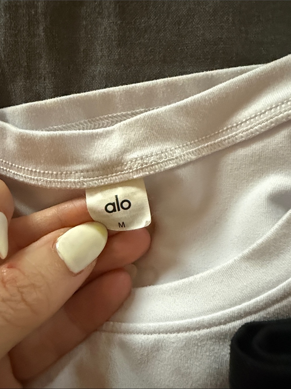 [alo] Alosoft Finesse Tee - White and Black - Picture 3 of 13